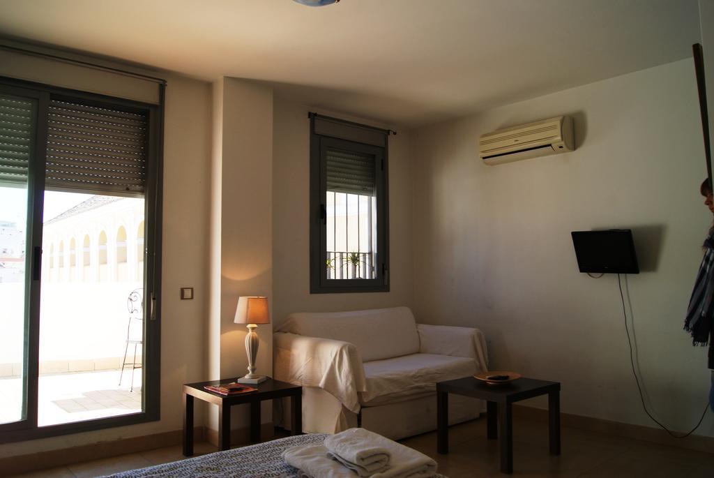 Apartamentos Turisticos La Encarnacion Σεβίλλη Εξωτερικό φωτογραφία