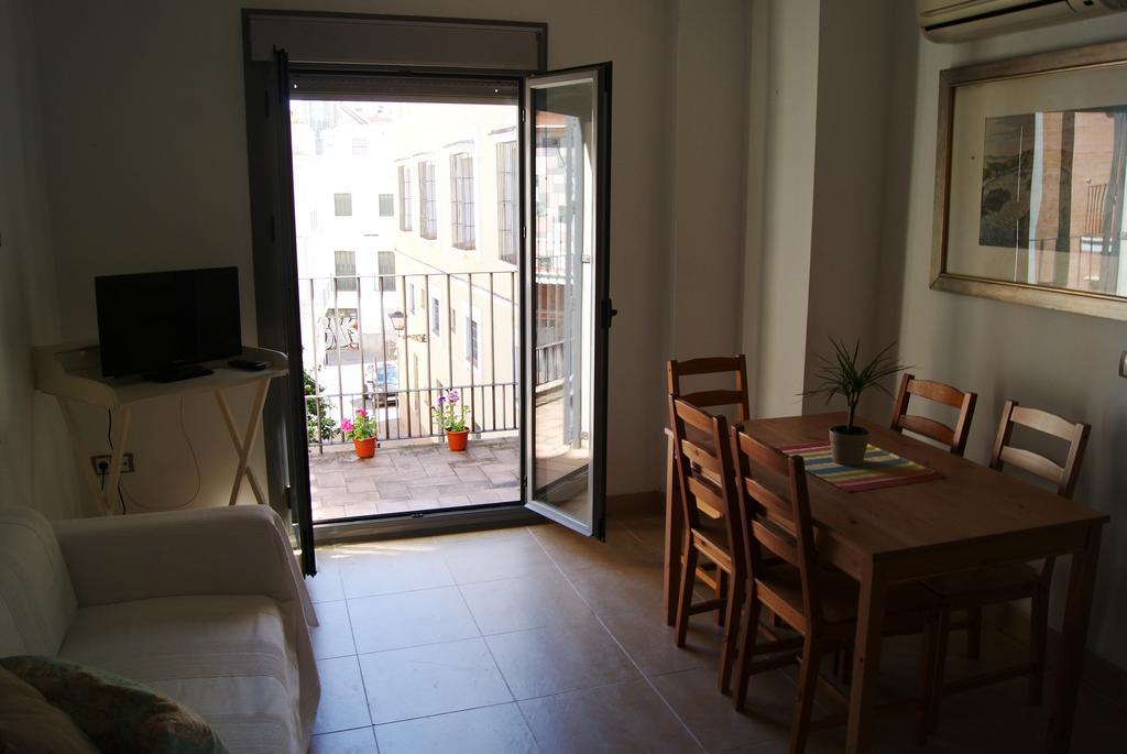 Apartamentos Turisticos La Encarnacion Σεβίλλη Εξωτερικό φωτογραφία