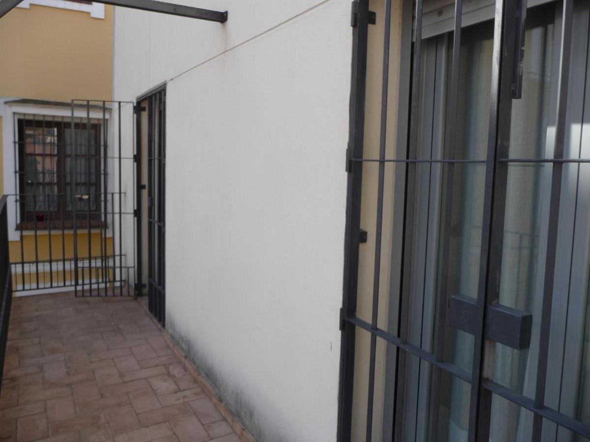 Apartamentos Turisticos La Encarnacion Σεβίλλη Δωμάτιο φωτογραφία